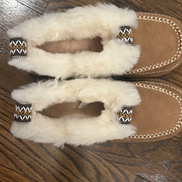 UGG ULTRA MINI ALPINE BOOTS (BRAND NEW) - Picture 10 of 11